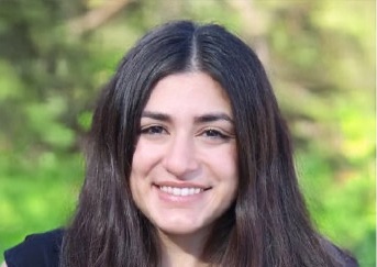Monica Manna ’23