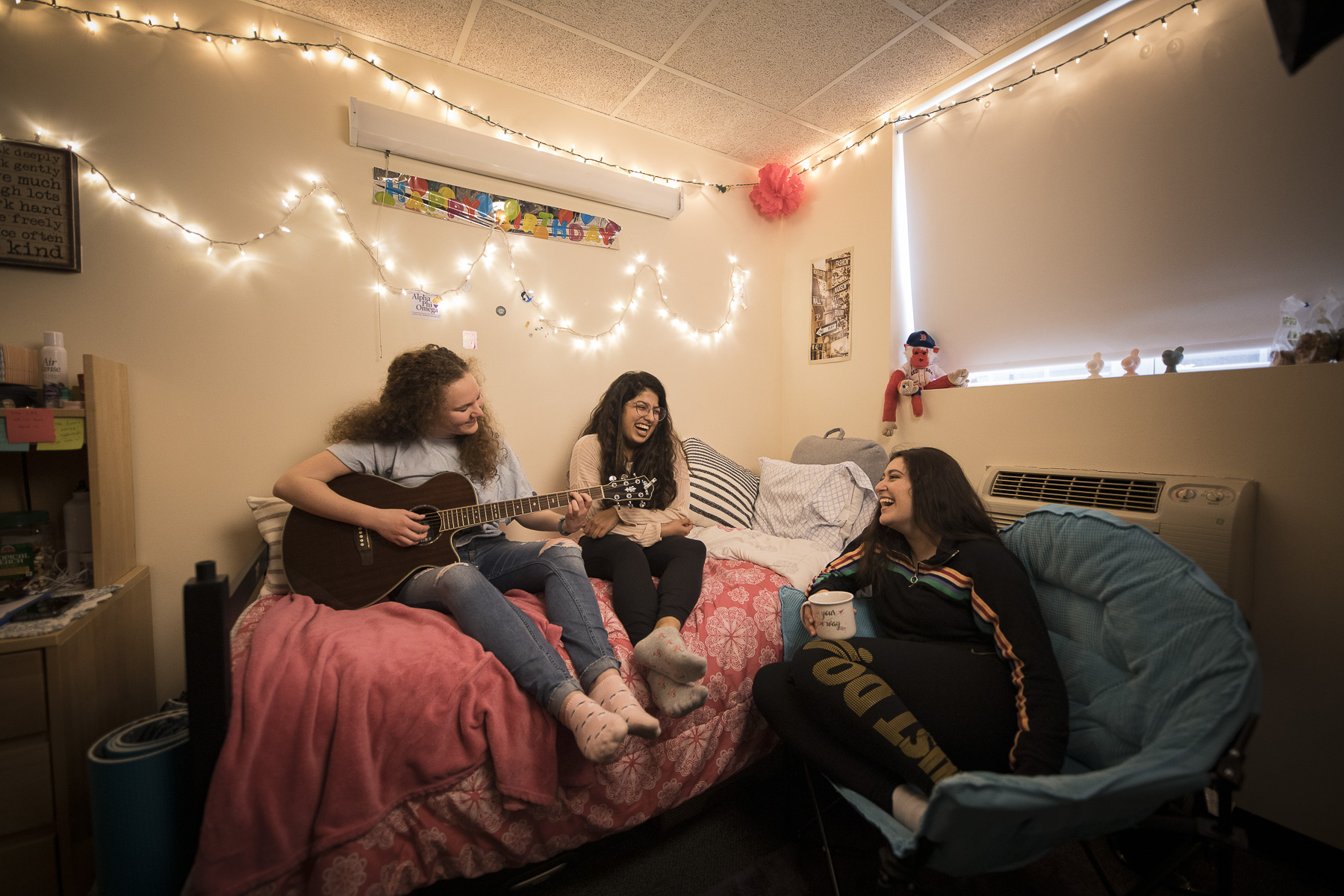 Bentley students in a dorm
