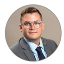 roman mba student bentley