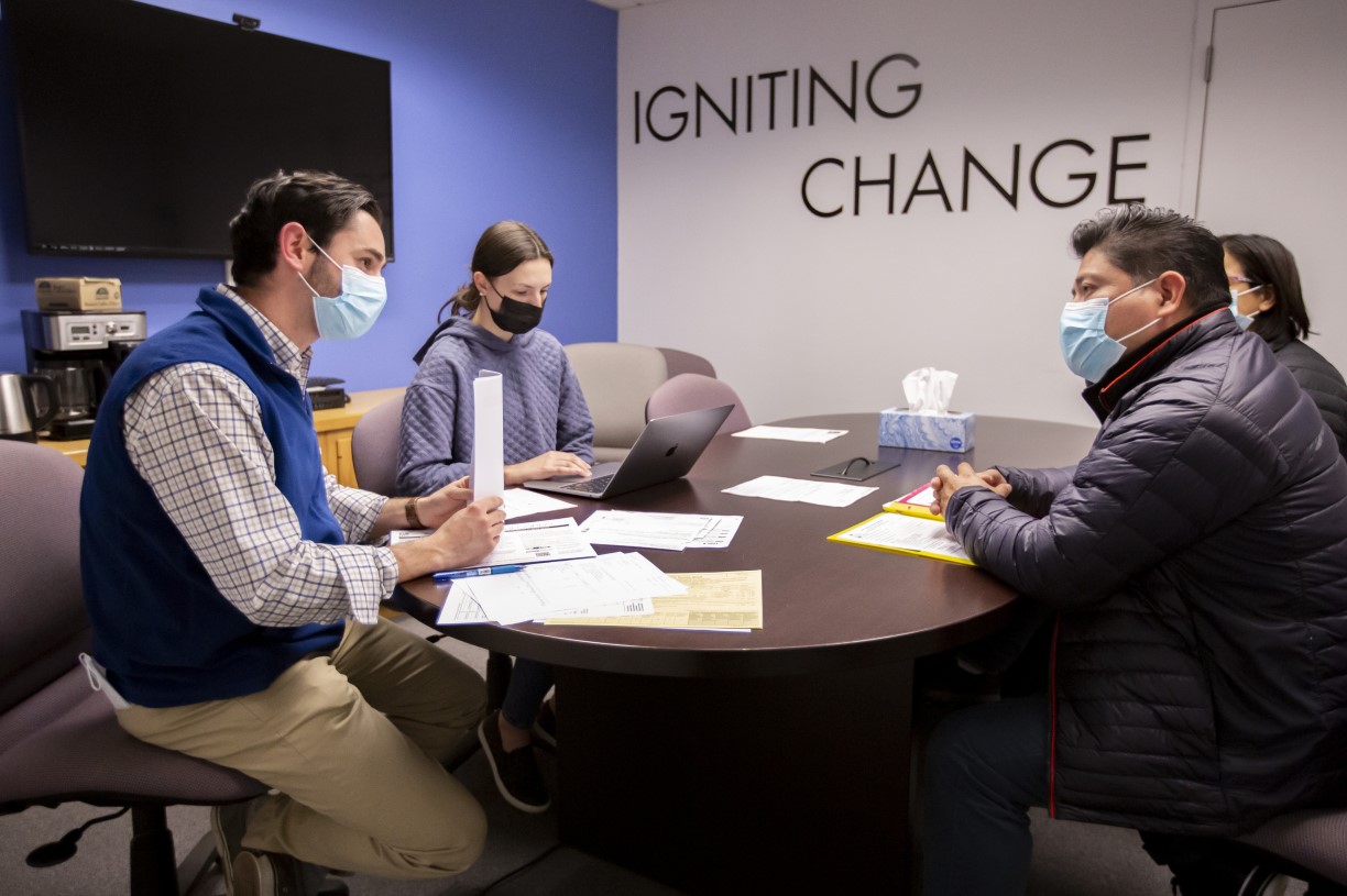 Students filing taxes