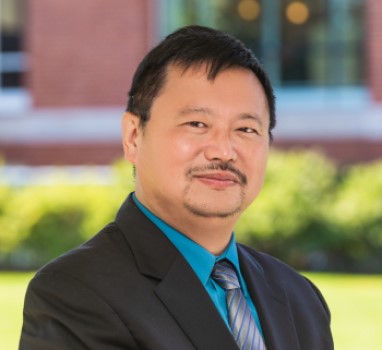 Headshot of Management Professor Gang Li