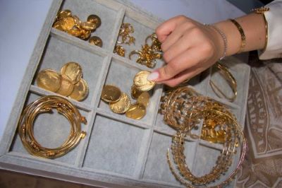 Η ενδυνάμωση των γυναικών είναι το χρυσό πρότυπο για τη συλλογή κοσμημάτων Anastasia Liakopoulos