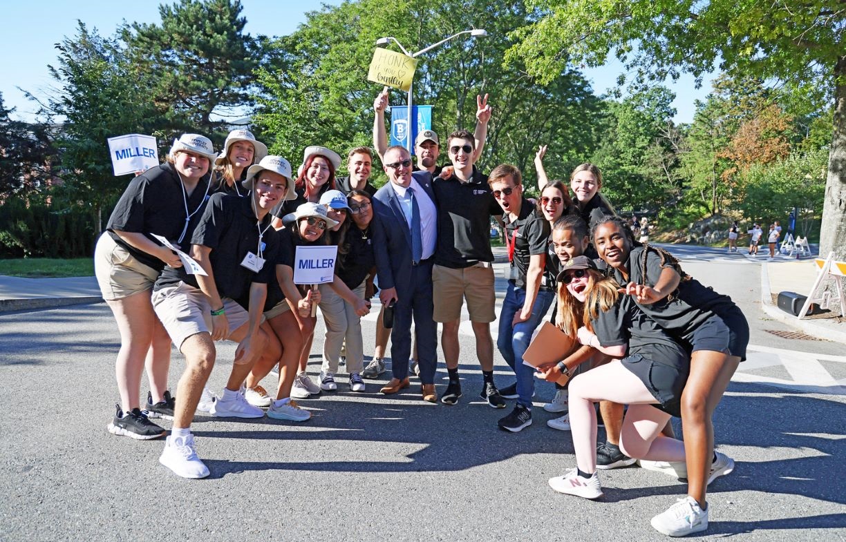 Dean Shepardson with students at move-in day
