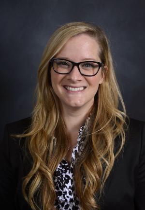 Melissa Looney Headshot