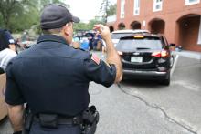 campus police help direct traffic during move in day 2021