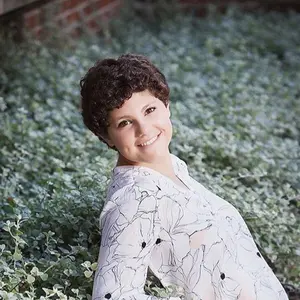 Rona Mejiritski '22