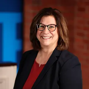 Kristine Vidic Headshot