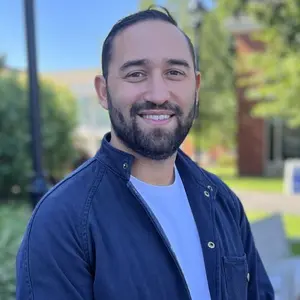 Bentley alumnus and Hire Horatio CEO Jose Herrera