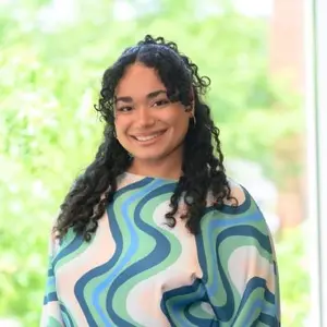 Bentley student Karina De Jesús ’25