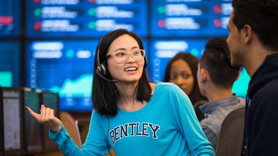 Students in the trading room at Bentley University