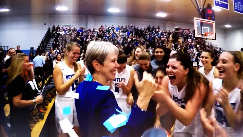 Barbara Stevens Winning Her 1,000th Game