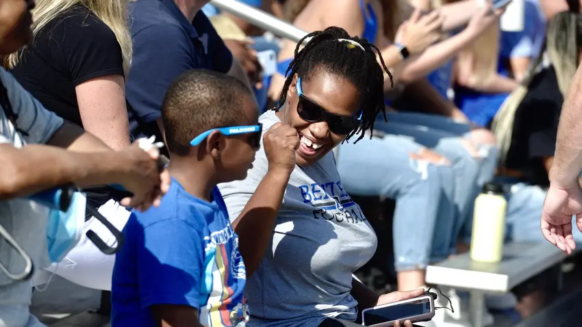 Falcon weekend