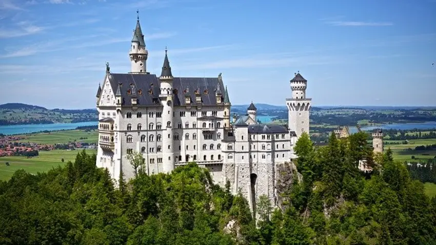 The Neuschwanstein Castle