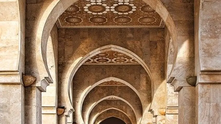A line of arches in a Moroccan building.