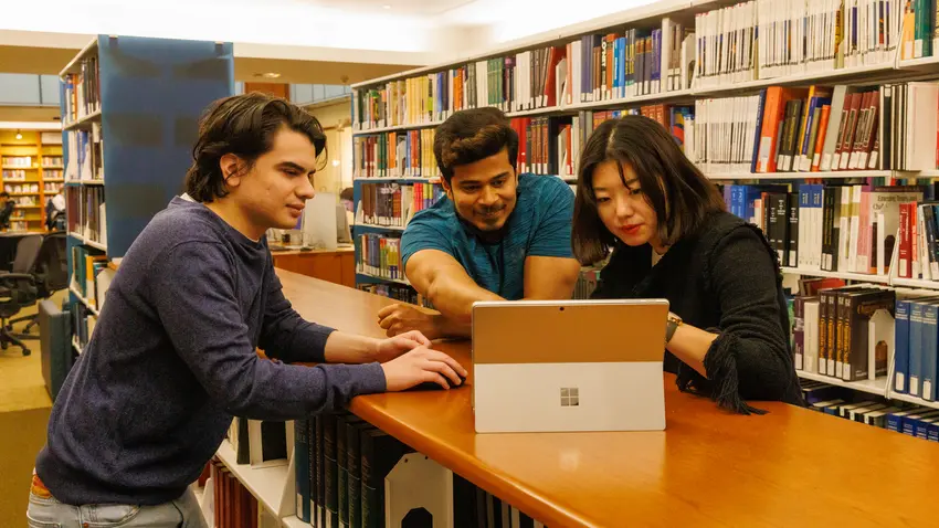 Data Analytics graduate students 2022