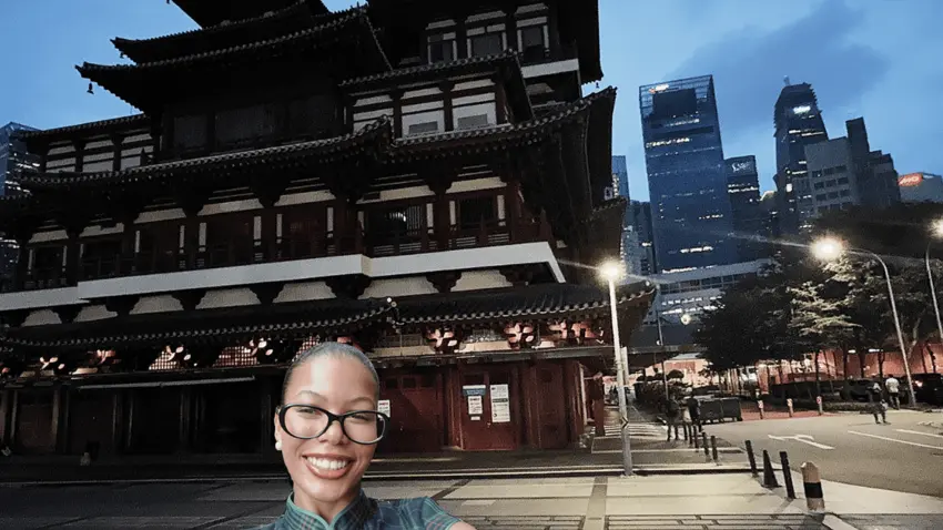 Bentley student Johanna Cardoso in Singapore while studying abroad
