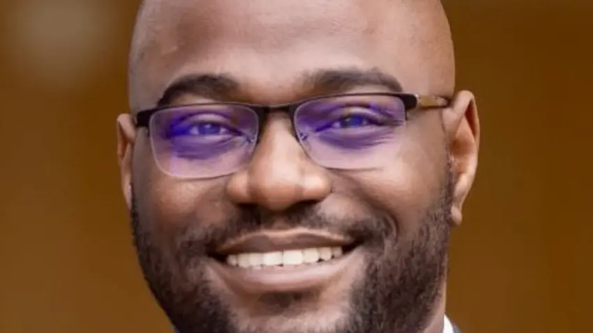 DR. SHAWN OGUNSEYE