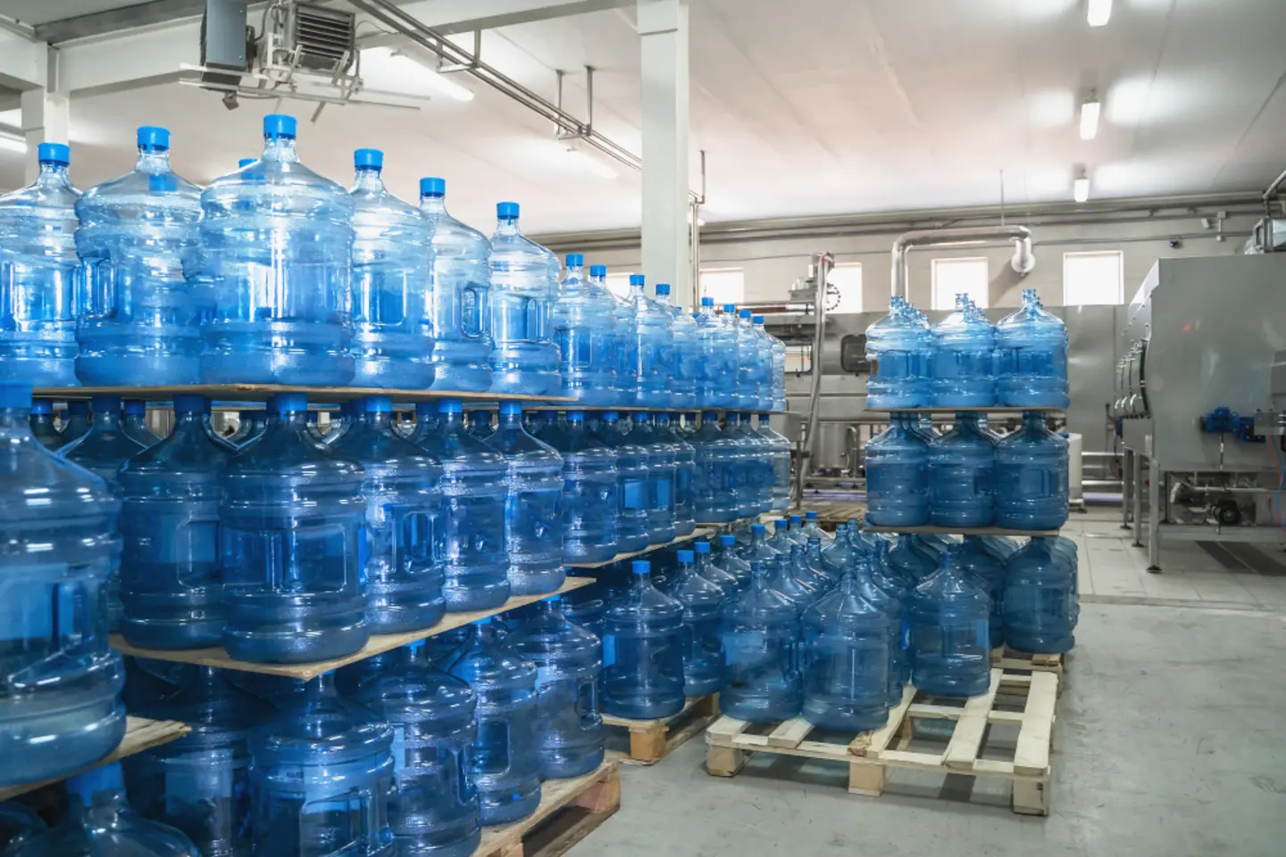 5 Gallon water containers