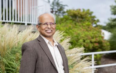 Photo of Accounting Professor Mahendra Gujarathi