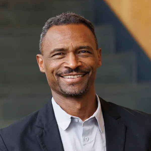 Headshot of João Resende-Santos
